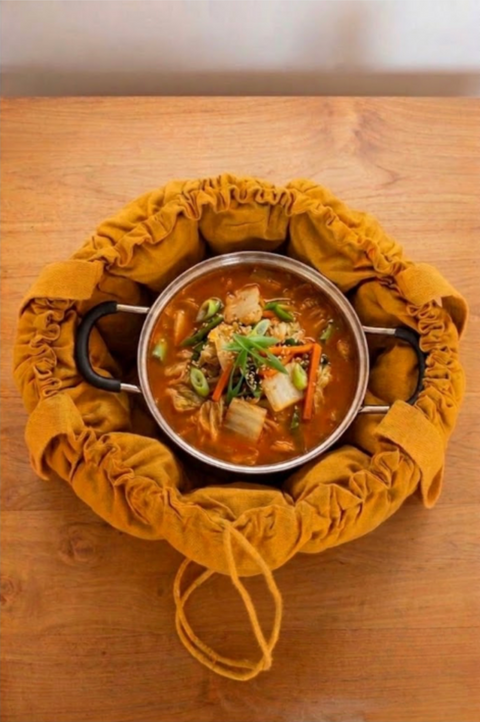 Bouillon de légumes-racines, Kimchi de Jennifer Hart-Smith
